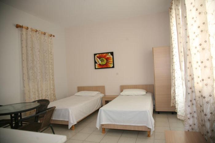 Liza Rooms Lixouri Exterior foto